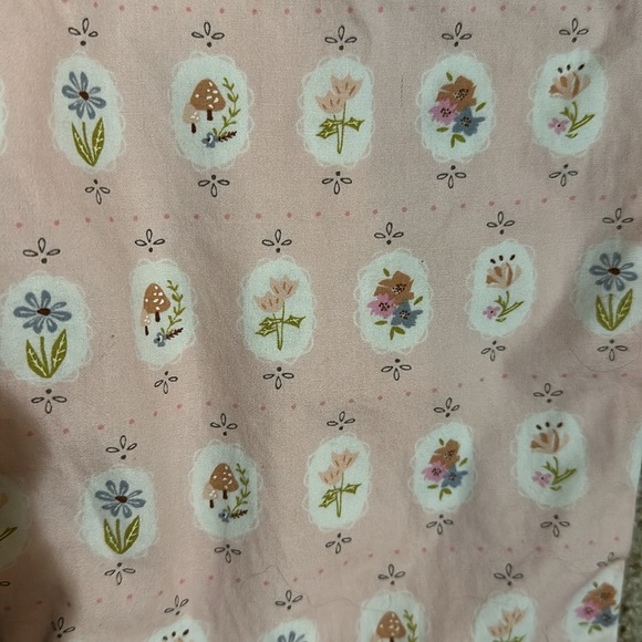 RicRac & Ruffles outfit - Picture 6 of 6